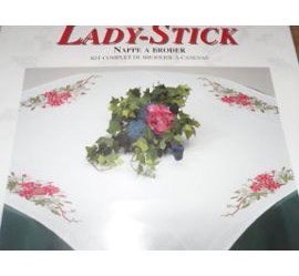 modèle pour broder une nappe