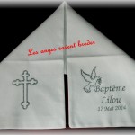 motif broderie colombe