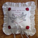modèle broderie coussin alliance