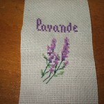 modèle broderie lavande