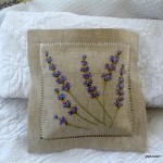 modèle broderie lavande