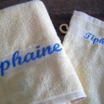 modèle broderie serviette toilette