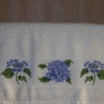 modèle broderie serviette toilette