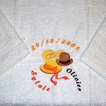 modèle broderie serviette toilette