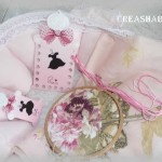 motif broderie avec perles