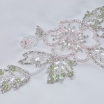 motif broderie avec perles