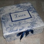 modèle broderie pour couvrir une boite en cartonnage