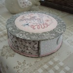 modèle broderie pour couvrir une boite en cartonnage