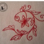 modèle broderie rouge
