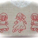 modèle broderie rouge