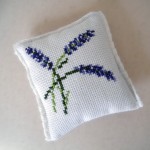 patron broderie lavande