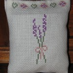 grille broderie lavande