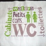 grille broderie salle de bain