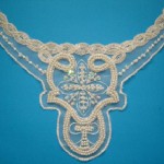 modèle broderie avec perles