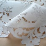 modèle broderie richelieu machine