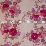 motif broderie au ruban