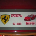 grille broderie ferrari