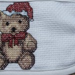 grille broderie petit ours brun