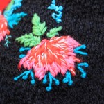 motif broderie sur tricot