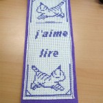 grille broderie marque page