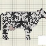 grille broderie vache