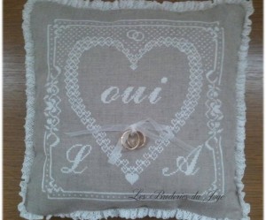 modèle broderie coussin de mariage