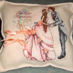 modèle broderie coussin de mariage