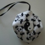 grille broderie bambou