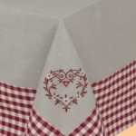 motif broderie coeur