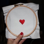 motif broderie coeur