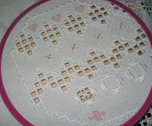 motif broderie hardanger gratuit